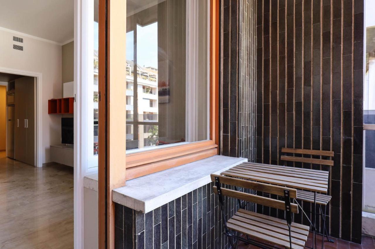 Contempora - Studio With Balcony - E31 — Photos 3